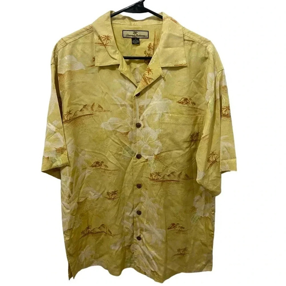 Men’s Tommy Bahama 100% Silk Short Sleeve Button Down Shirt - Picture 1 of 3